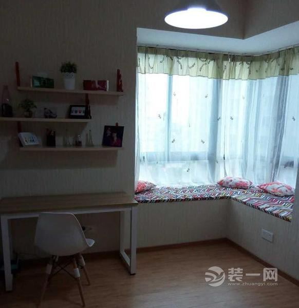 租房也能感受到家的温暖 抠门夫妻4万5搞定房子装修